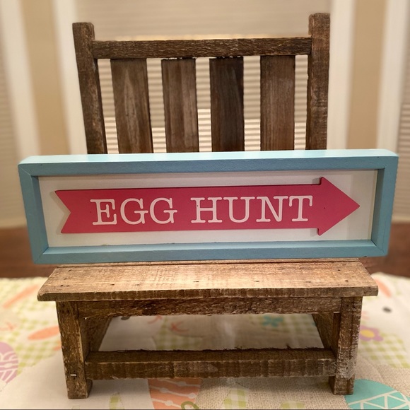 Easter Egg Hunt Sign, Blue & Pink Arrow Egg Hunt Decor Sign, Tabletop or Wall - Picture 3 of 12